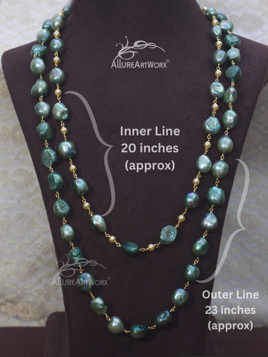 Pearl Neckpiece